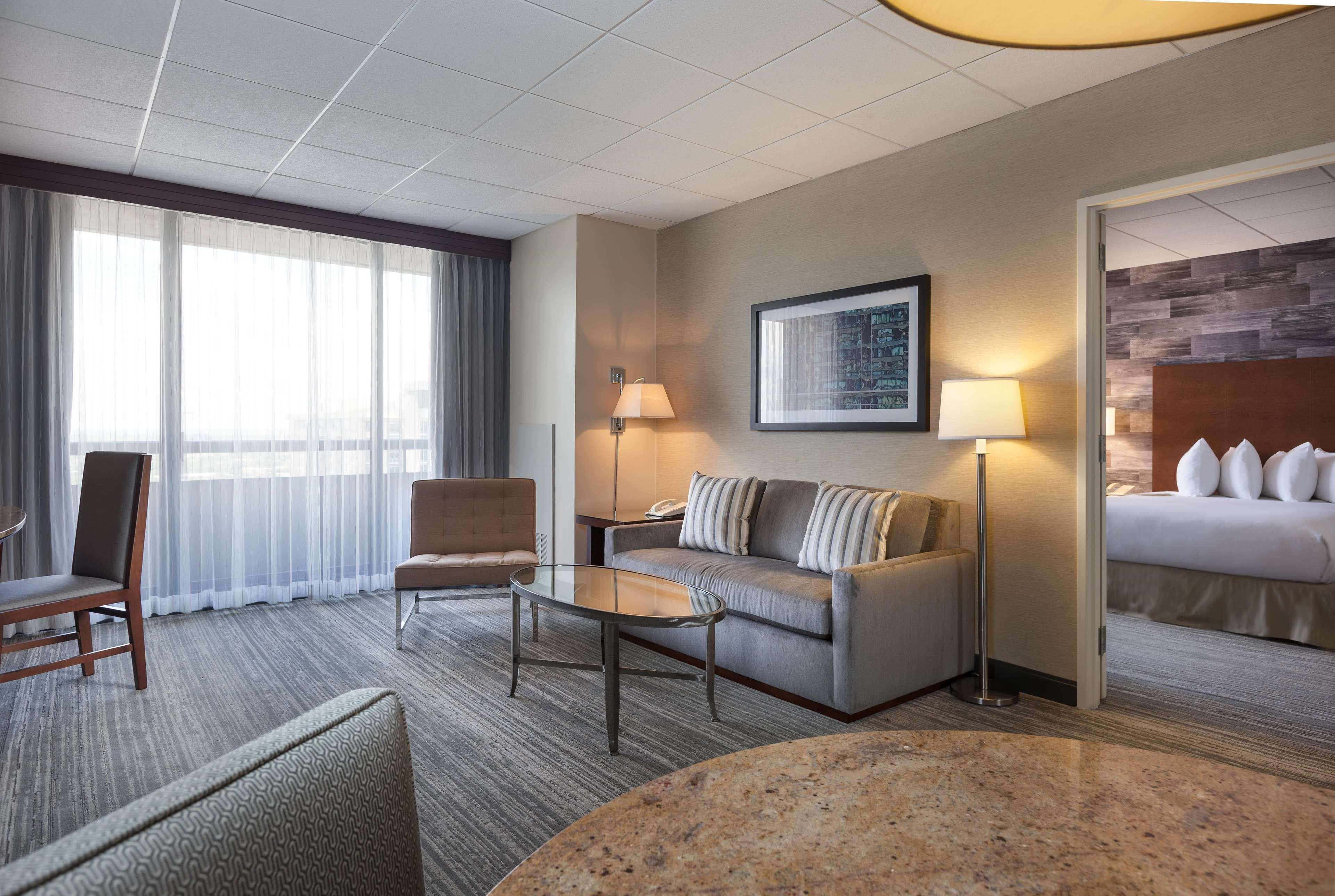 Doubletree By Hilton Hotel & Suites Houston By The Galleria Eksteriør billede