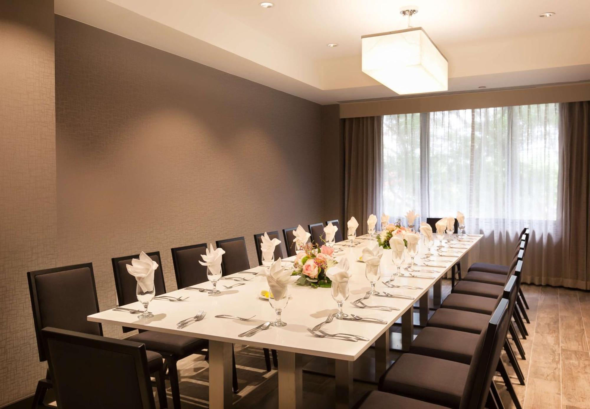 Doubletree By Hilton Hotel & Suites Houston By The Galleria Eksteriør billede