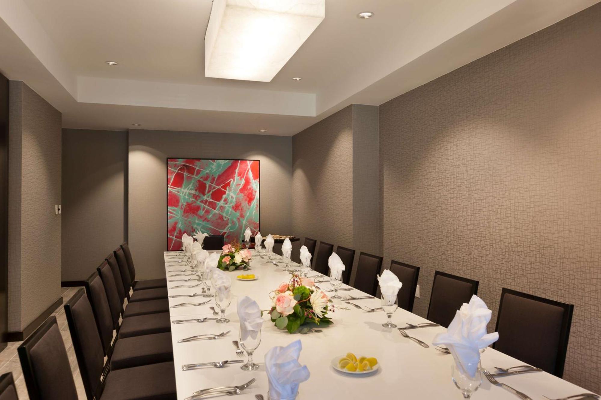 Doubletree By Hilton Hotel & Suites Houston By The Galleria Eksteriør billede