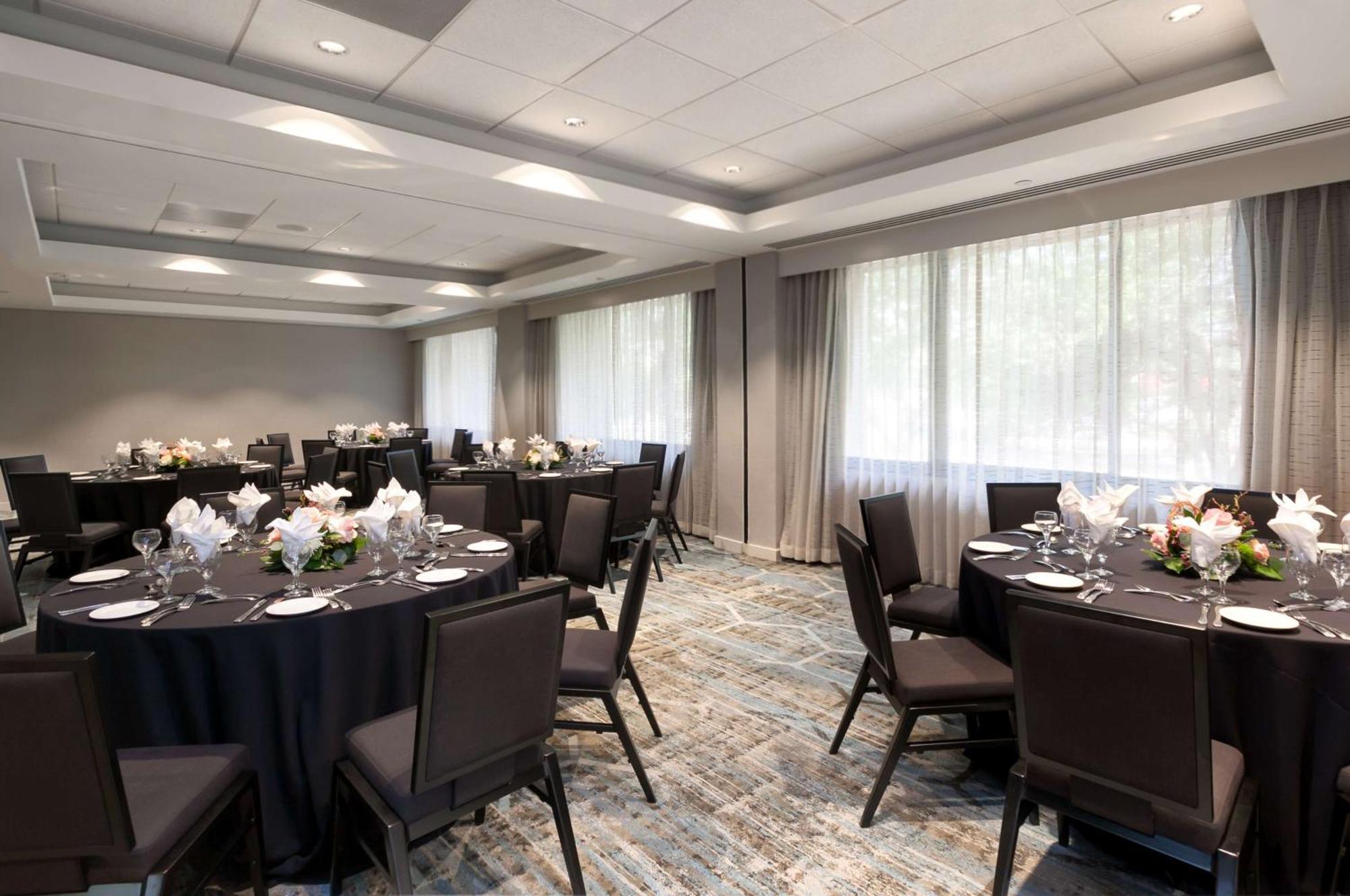Doubletree By Hilton Hotel & Suites Houston By The Galleria Eksteriør billede