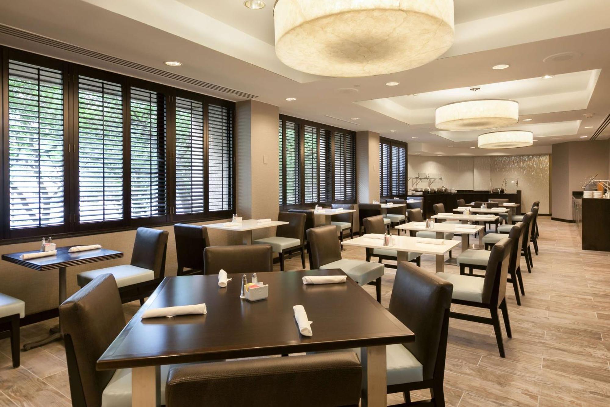 Doubletree By Hilton Hotel & Suites Houston By The Galleria Eksteriør billede